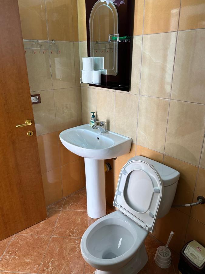 Blue Bay Apartments Sarande Exterior photo