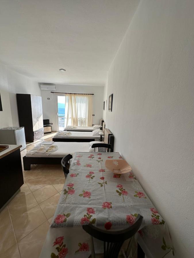 Blue Bay Apartments Sarande Exterior photo