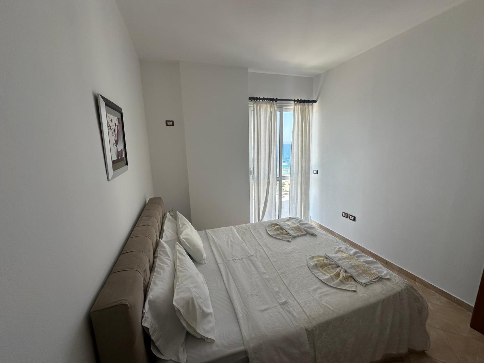 Blue Bay Apartments Sarande Exterior photo