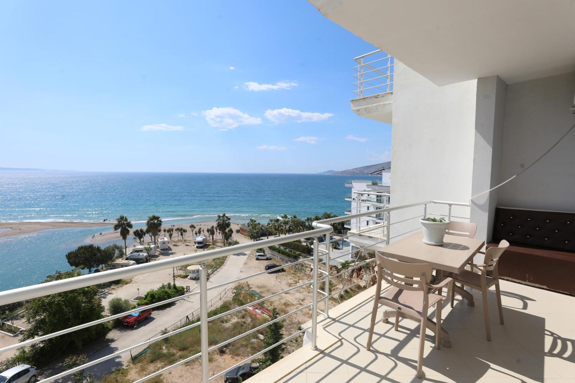 Blue Bay Apartments Sarande Exterior photo